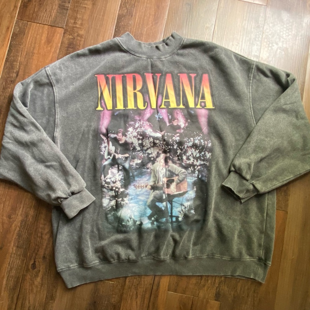 Nirvana crewneck acid wash